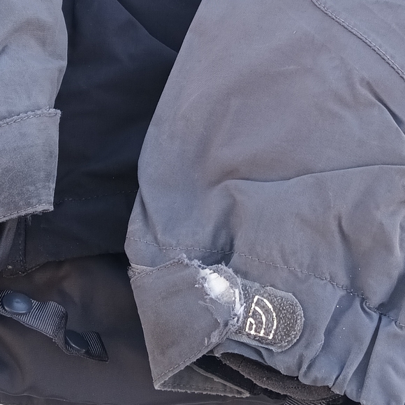 North Face jacket - Picture 5 of 5